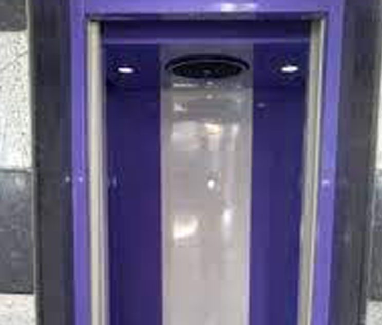 Elevator machine room traction equipment